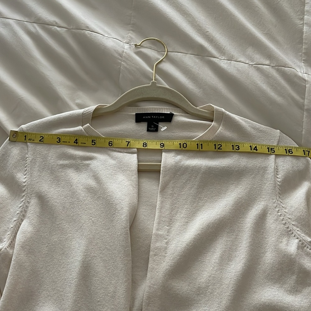 NWOT Ann Taylor Silk Cotton Cropped Open Sweater Lightweight Knit Classic - Picture 9 of 10
